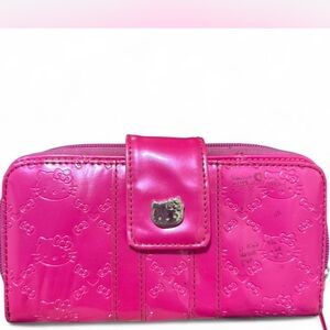 Hello Kitty Fuchsia Embossed Wallet